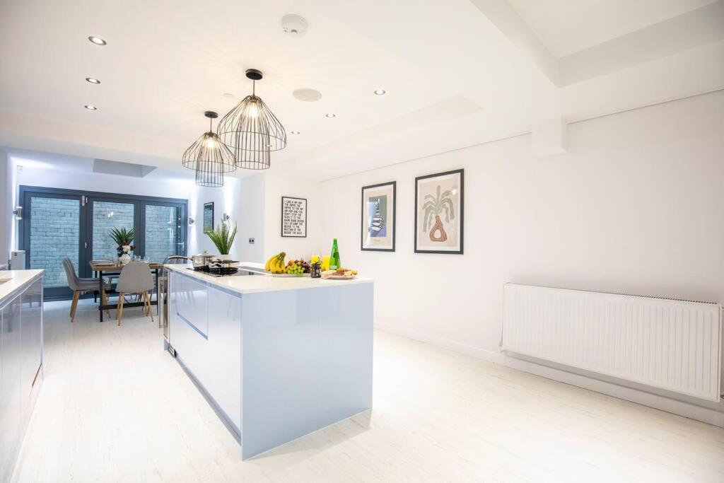 Central Townhouse With Roof Terrace Manchester Exteriér fotografie