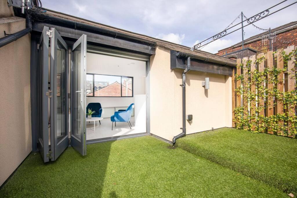 Central Townhouse With Roof Terrace Manchester Exteriér fotografie